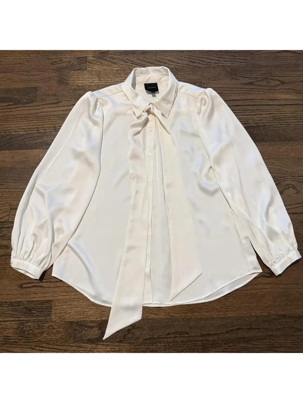 Alex Marie Ivory Long Sleeve Tie Neck Blouse Size Medium - Picture 1 of 6